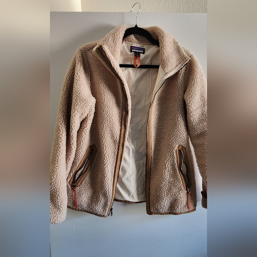 Patagonia Divided Sky Jacket, Sz M